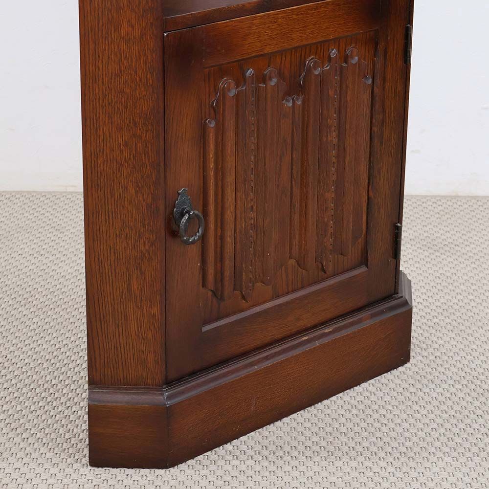 オシャレな作りが自慢です♪ コーナーキャビネット VC113-096