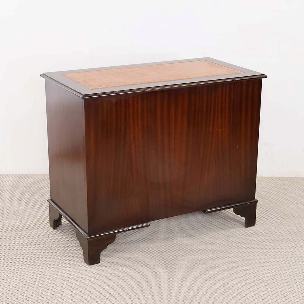 カットワークで足下までシックに演出♪ デスク VC113-097