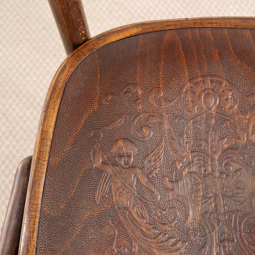 インパクト抜群です♪ ベントウッドアームチェア VC113-156