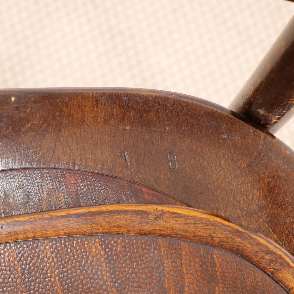 インパクト抜群です♪ ベントウッドアームチェア VC113-156