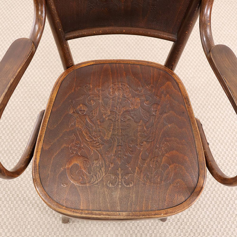 インパクト抜群です♪ ベントウッドアームチェア VC113-156