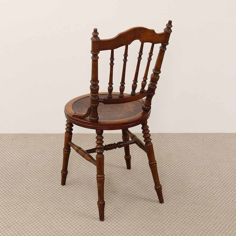 オシャレな装飾に夢中♪ ベントウッドチェア VC113-158