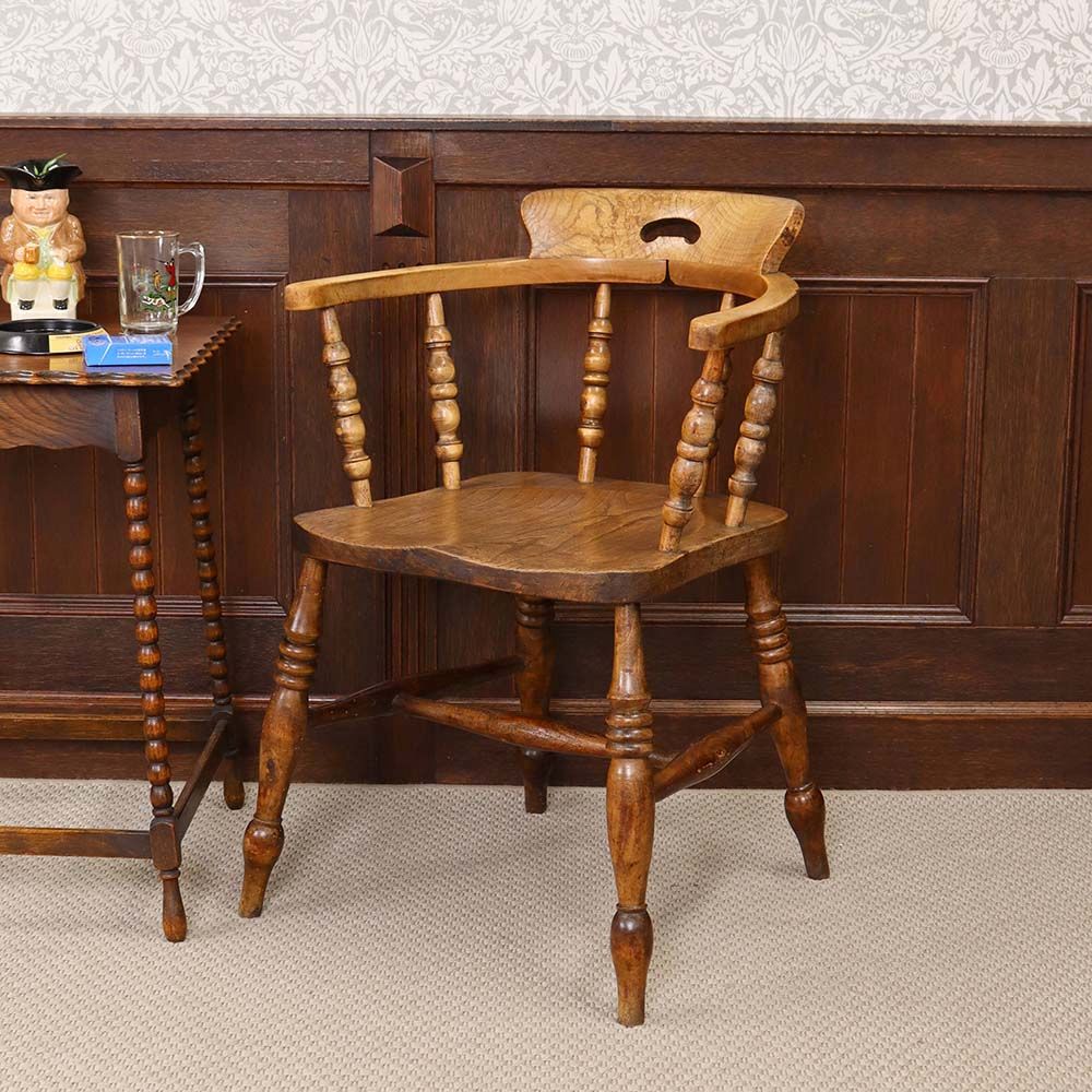 エルムの杢目と挽物細工が響きあう♪ キャプテンチェア VC113-207