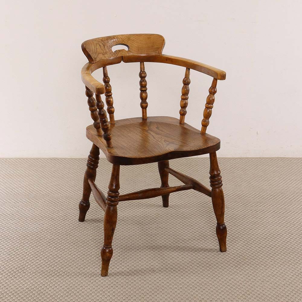 エルムの杢目と挽物細工が響きあう♪ キャプテンチェア VC113-207