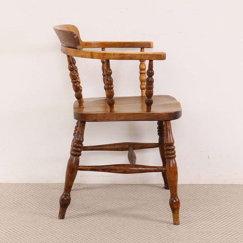 エルムの杢目と挽物細工が響きあう♪ キャプテンチェア VC113-207