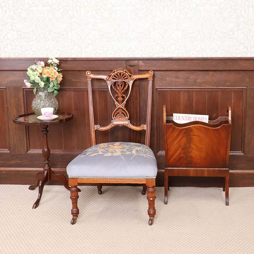 オシャレな脚付きラックです♪ マガジンラック VC114-040