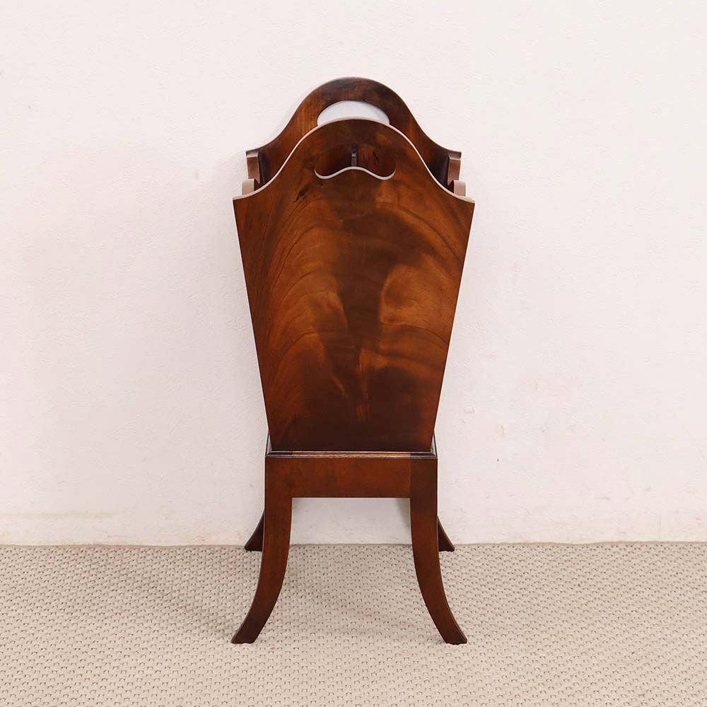 オシャレな脚付きラックです♪ マガジンラック VC114-040