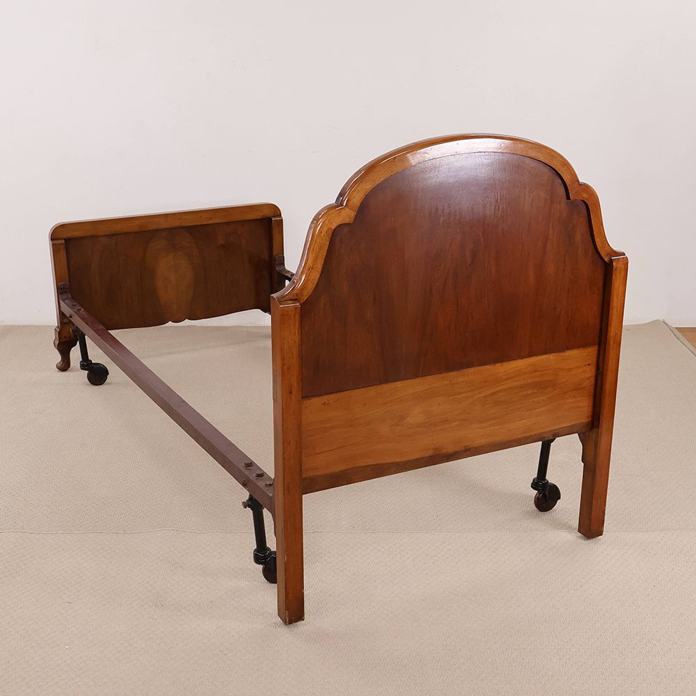 美しいベッドルームに♪ ベッドフレーム VC114-080