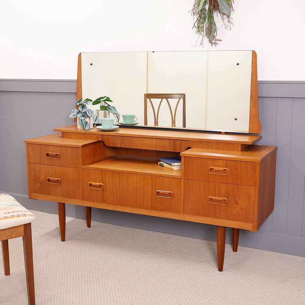 大きな鏡がお気に入り♪ ドレッシングチェスト VC114-119