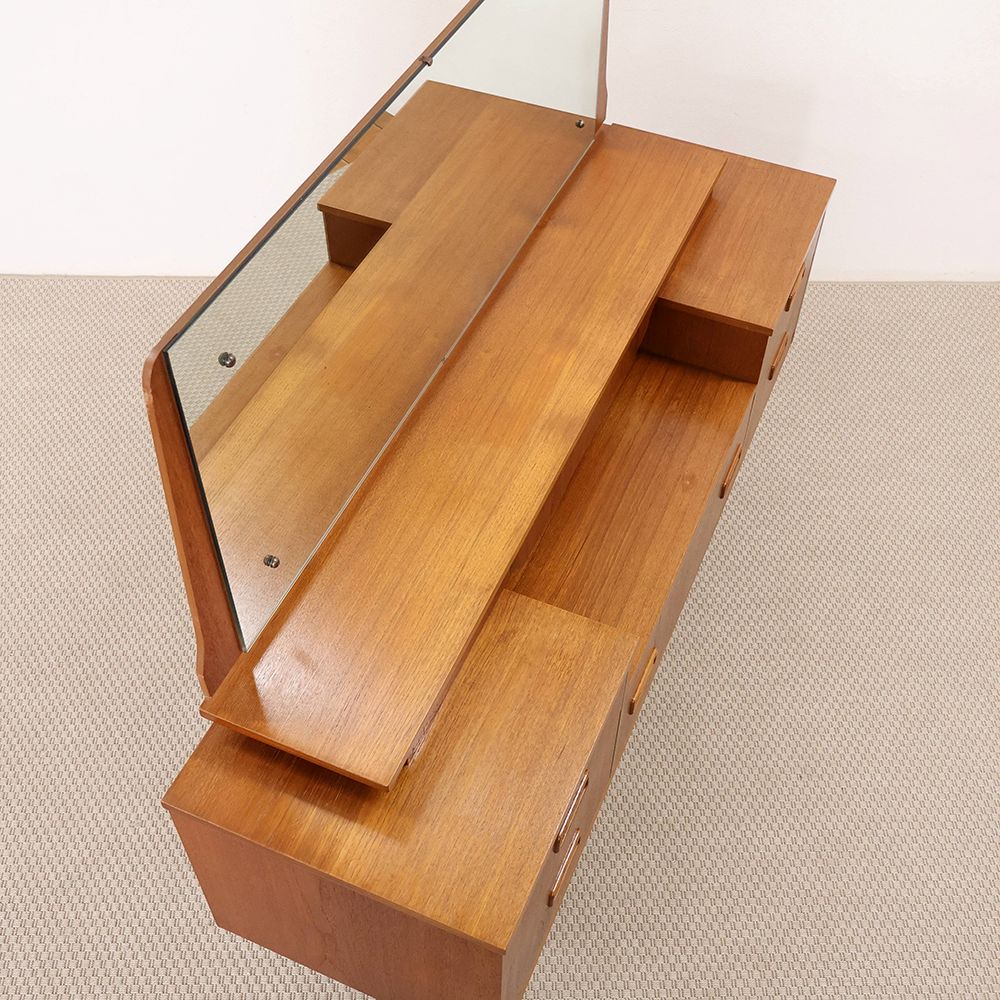 大きな鏡がお気に入り♪ ドレッシングチェスト VC114-119