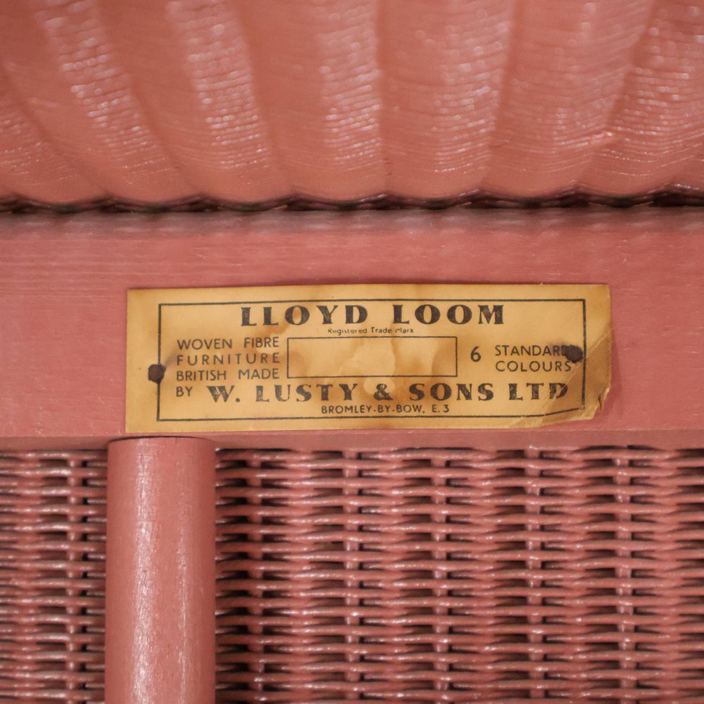 心弾むピンク色♪ ロイドルームチェア VC114-143