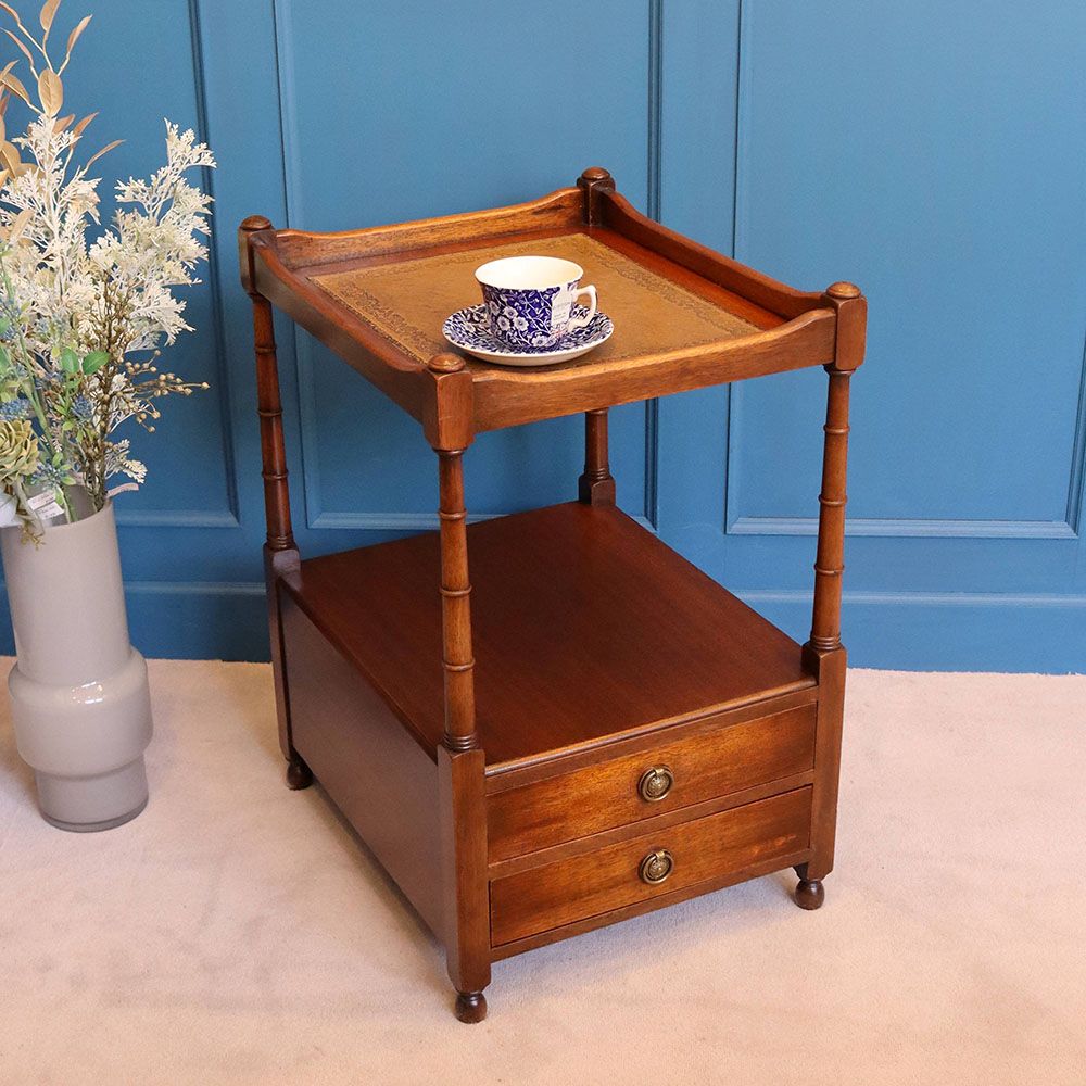 オシャレな革張りテーブル♪ サイドテーブル VC94-073