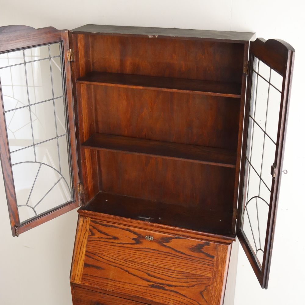 オシャレなステンドグラスの扉♪ ビューローブックケース VS1-560