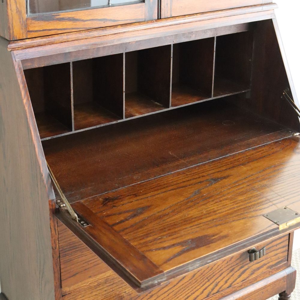 オシャレなステンドグラスの扉♪ ビューローブックケース VS1-560