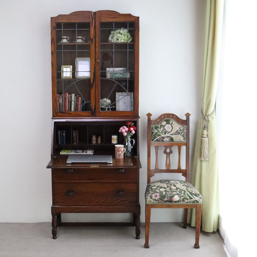 オシャレなステンドグラスの扉♪ ビューローブックケース VS1-560