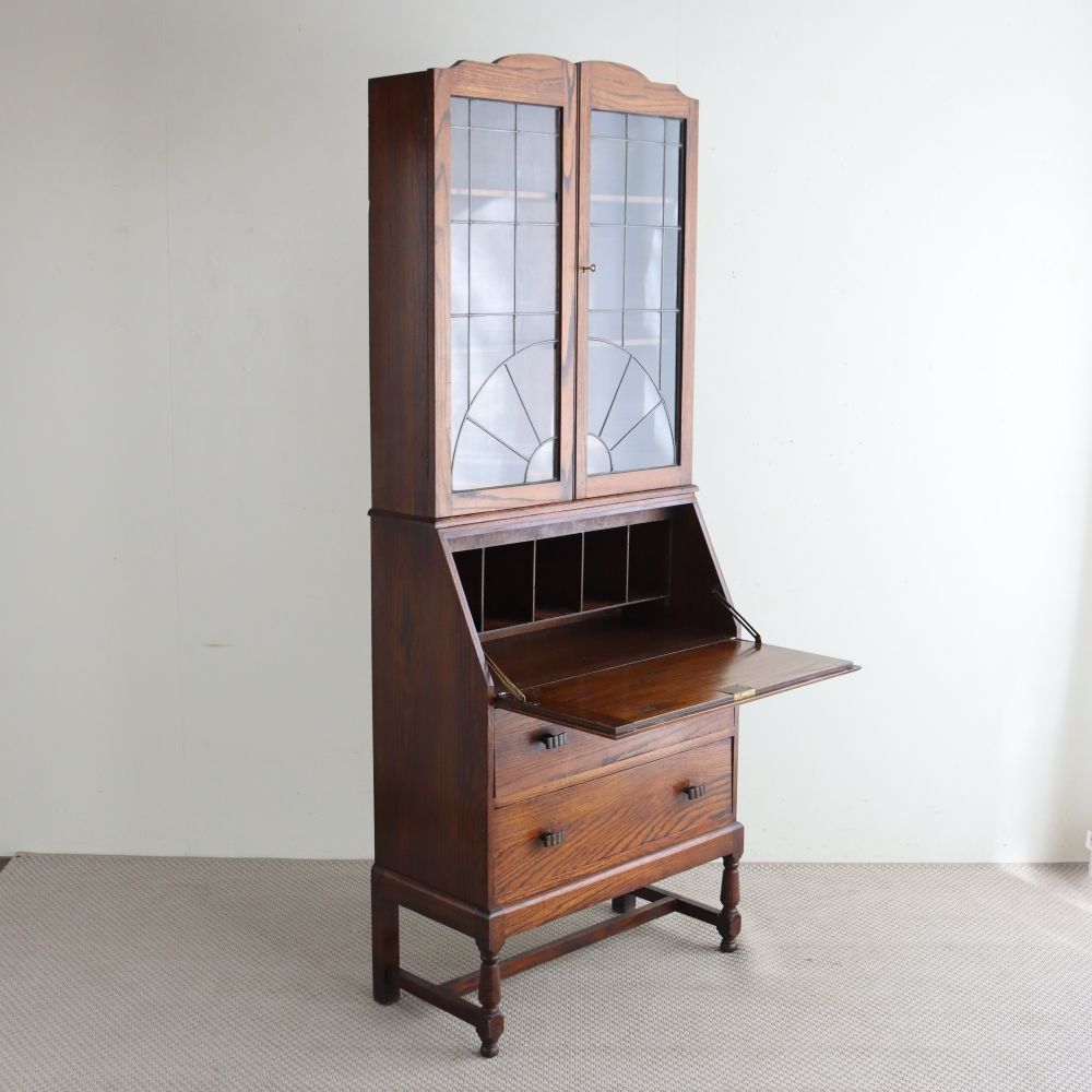 オシャレなステンドグラスの扉♪ ビューローブックケース VS1-560