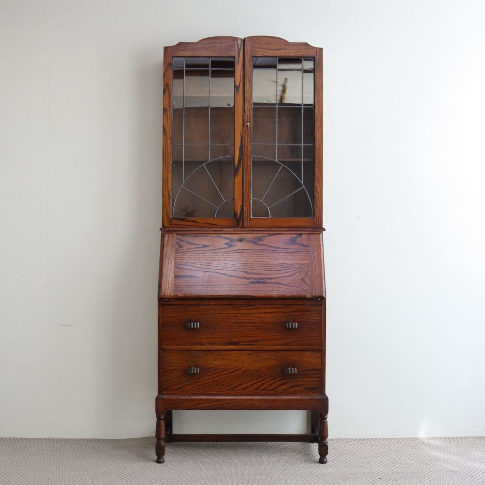 オシャレなステンドグラスの扉♪ ビューローブックケース VS1-560