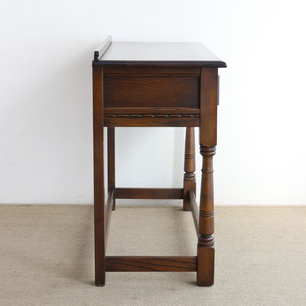 オシャレな空間演出に♪ コンソールテーブル AA1-CONSTABLE