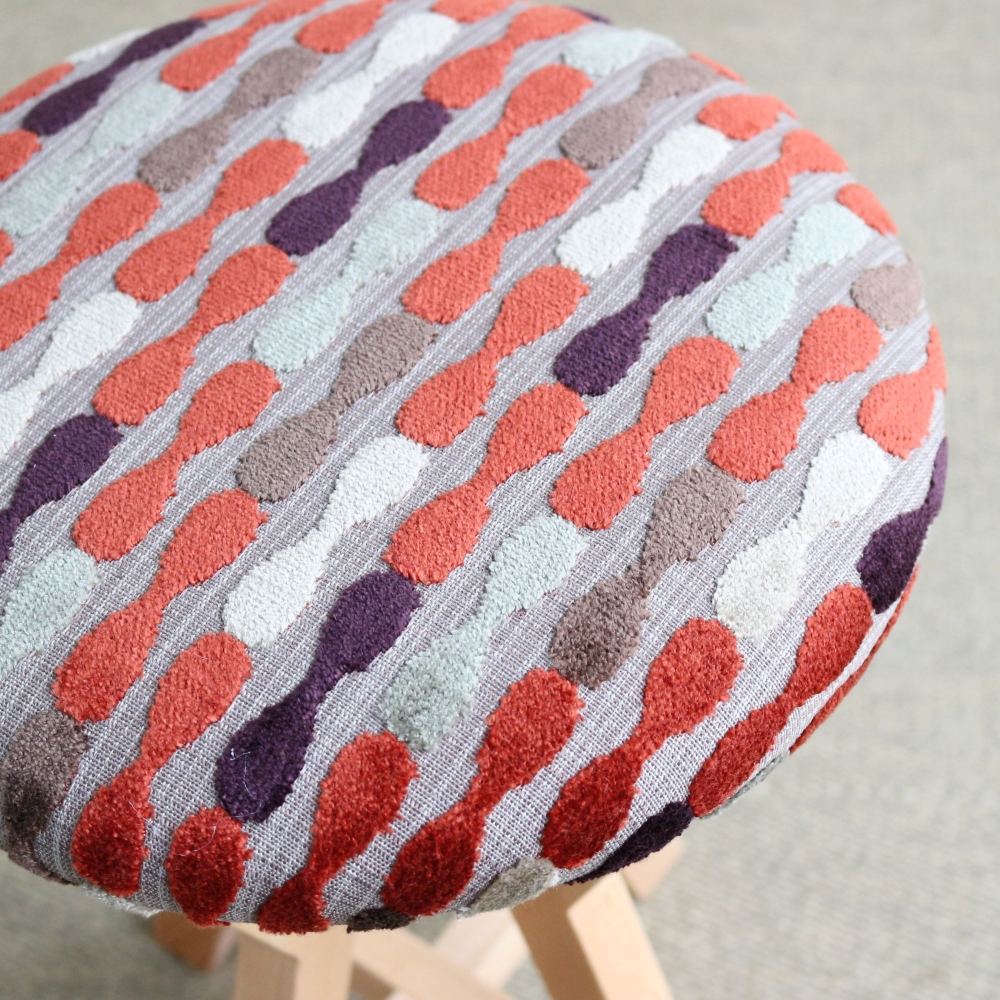 オシャレなフォルム♪ ファブリックスツール AA2-AZ2-UP157