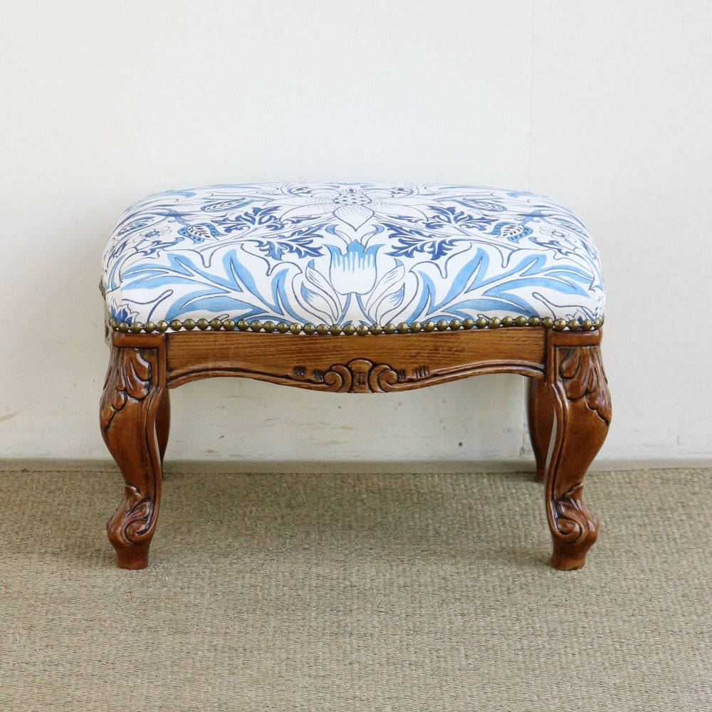 エレガントなブルー♪ フットスツール SIMPLY SEVERN 【ウィリアム・モリス】 AA2-EB1-226902