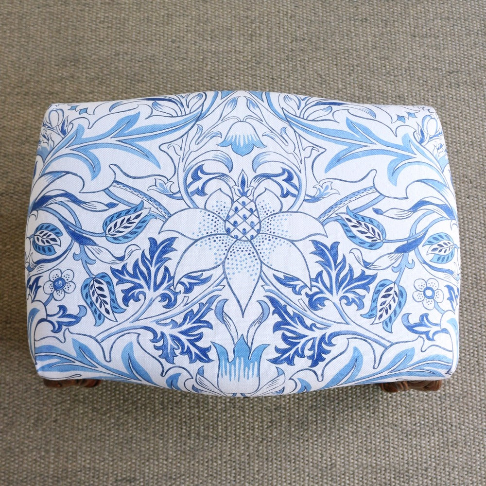 エレガントなブルー♪ フットスツール SIMPLY SEVERN 【ウィリアム・モリス】 AA2-EB1-226902