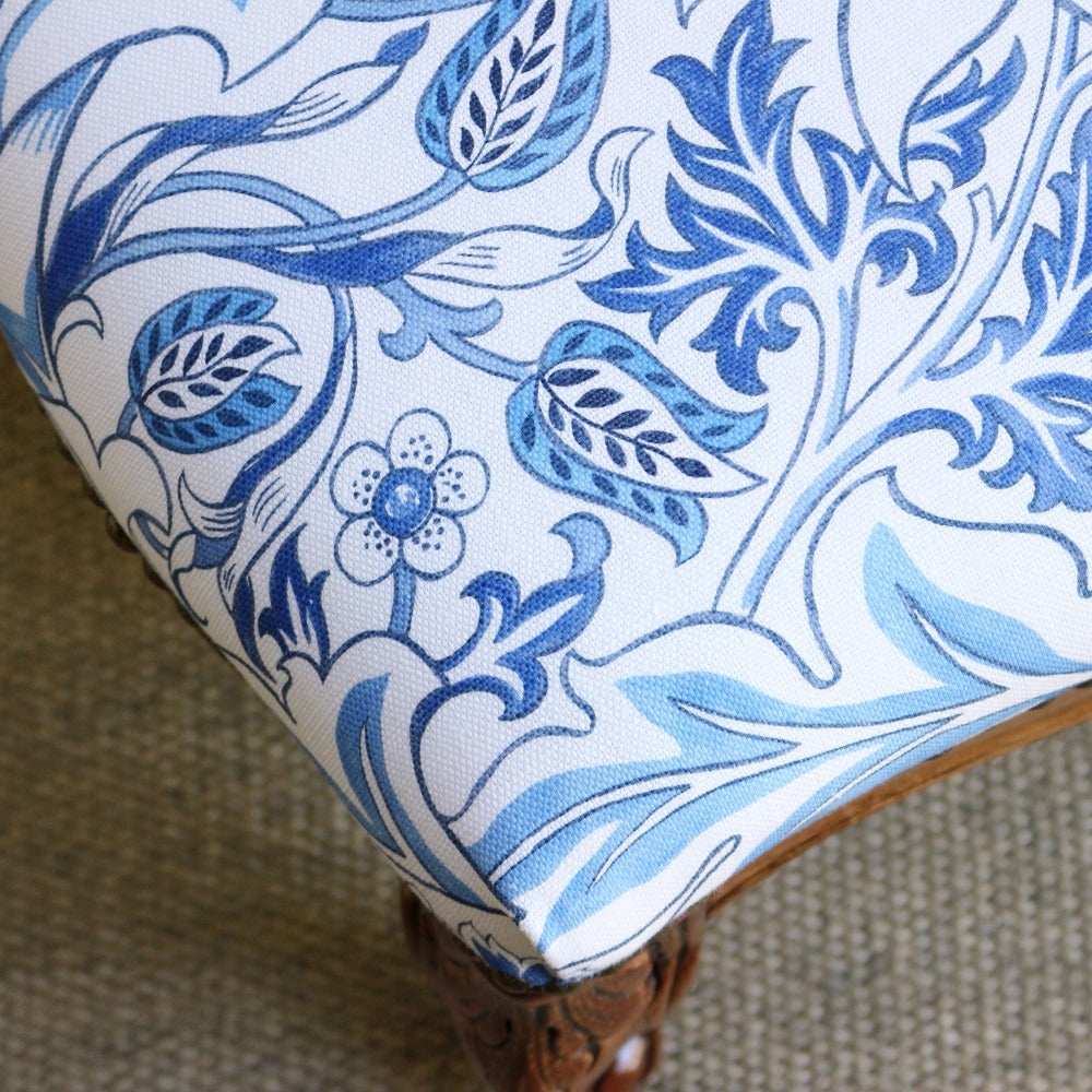 エレガントなブルー♪ フットスツール SIMPLY SEVERN 【ウィリアム・モリス】 AA2-EB1-226902