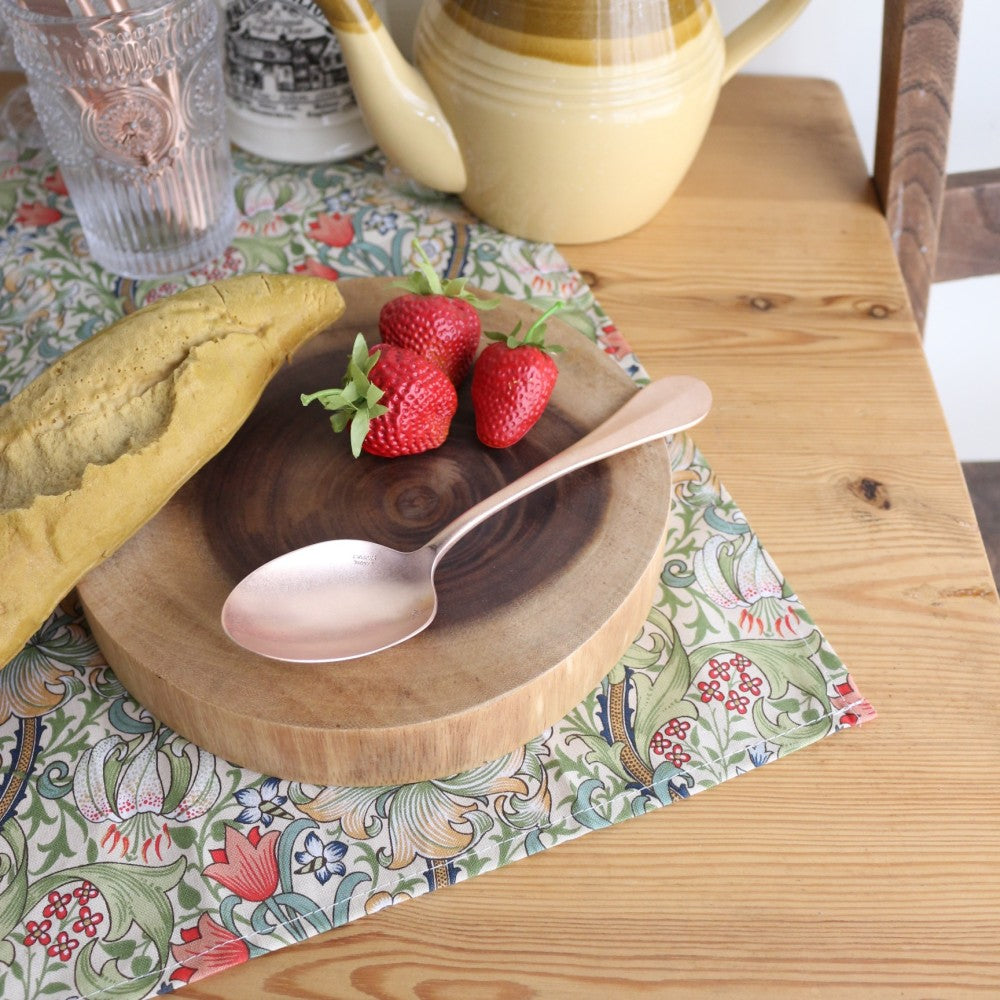 オシャレな普段使いにもお薦めです♪ ディナースプーン AO1-556289