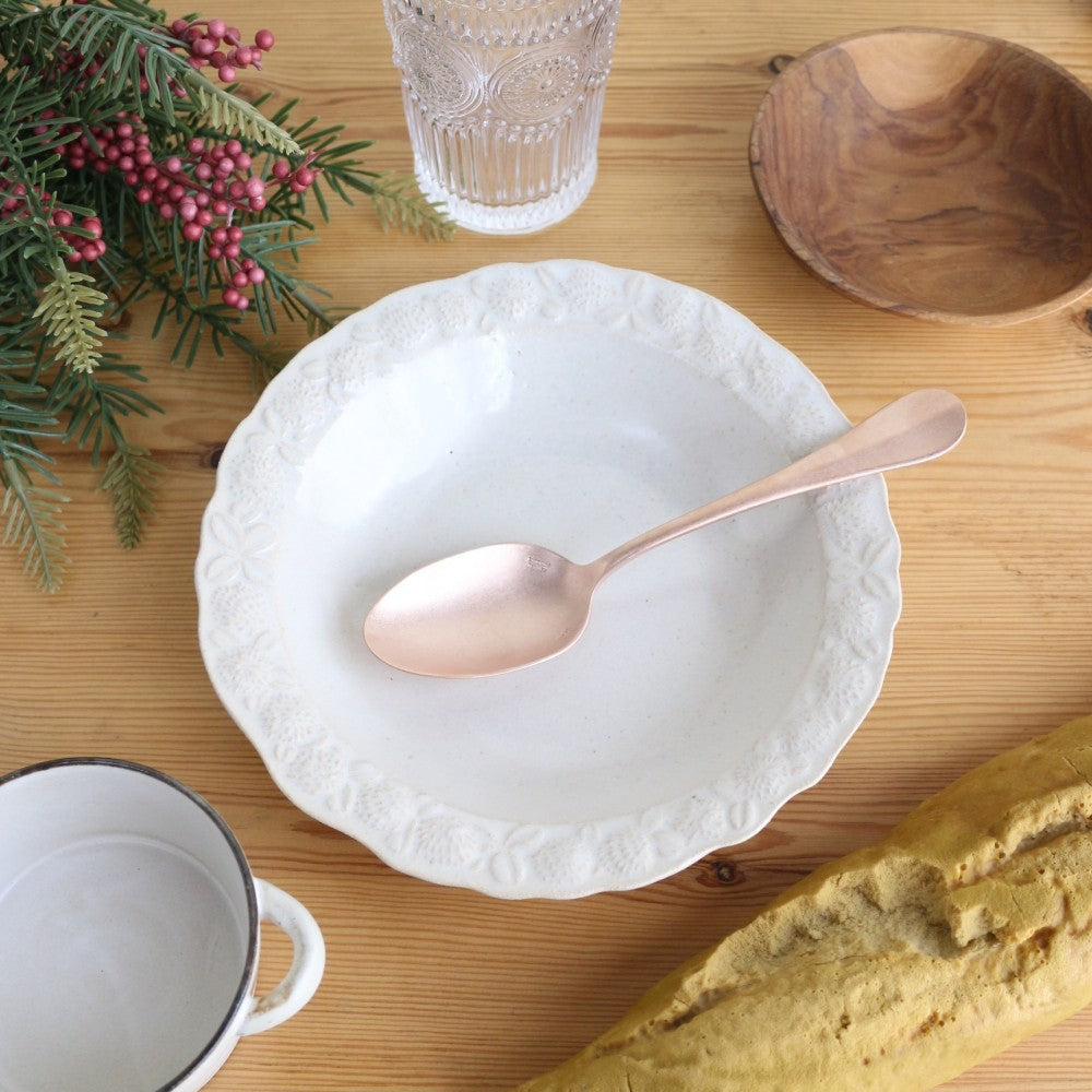 オシャレな普段使いにもお薦めです♪ ディナースプーン AO1-556289