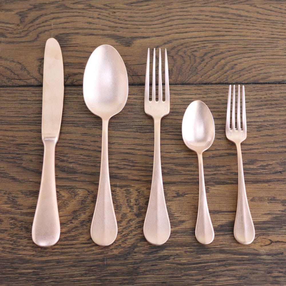 オシャレな普段使いにもお薦めです♪ ディナースプーン AO1-556289