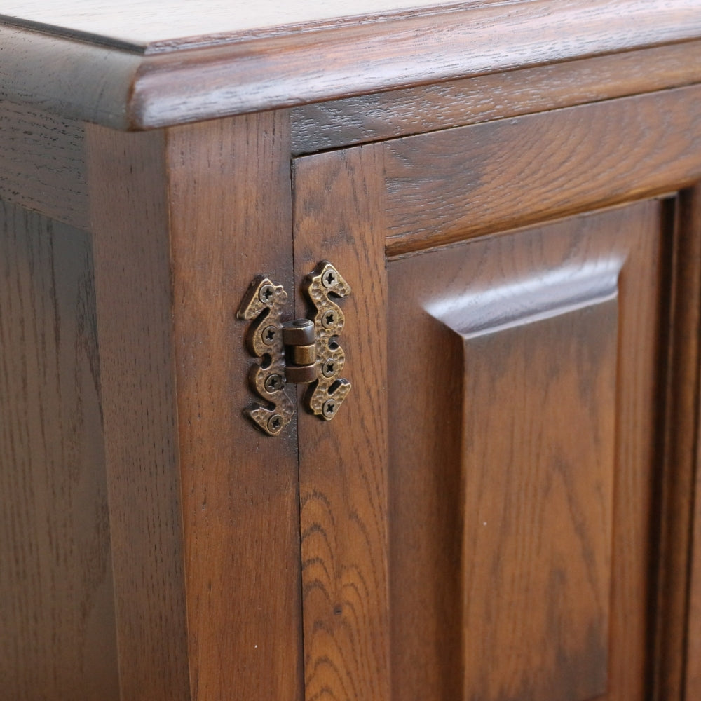 インテリアに溶け込むアンティークスタイル♪ テレビボード EB1-177001