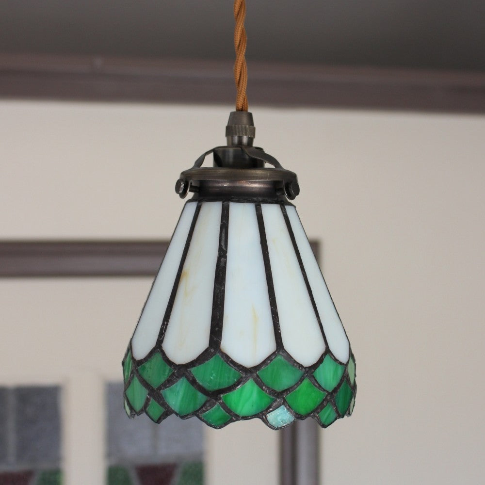 グリーンのフリルスカートのよう♪ステンドグラスシェードのペンダントライトセット【灯具A】 FC1-ST22-TG06A