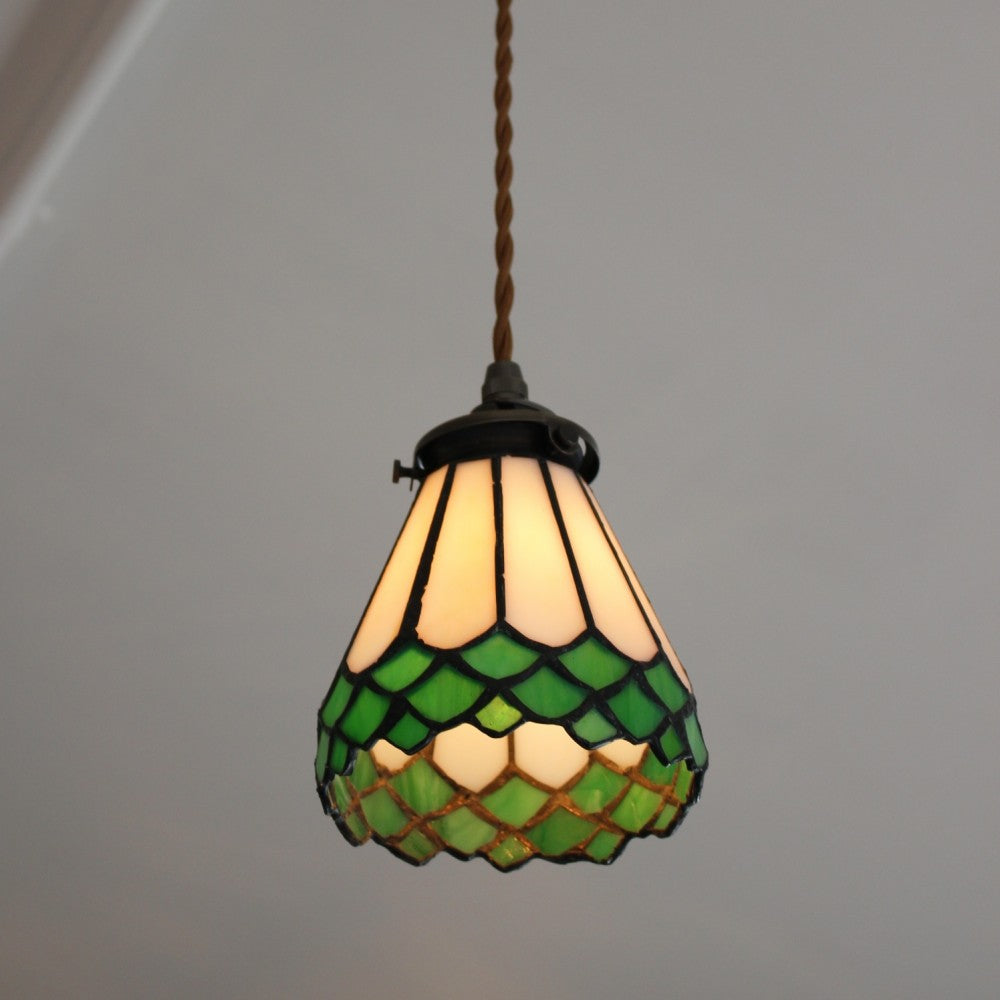 グリーンのフリルスカートのよう♪ステンドグラスシェードのペンダントライトセット【灯具A】 FC1-ST22-TG06A