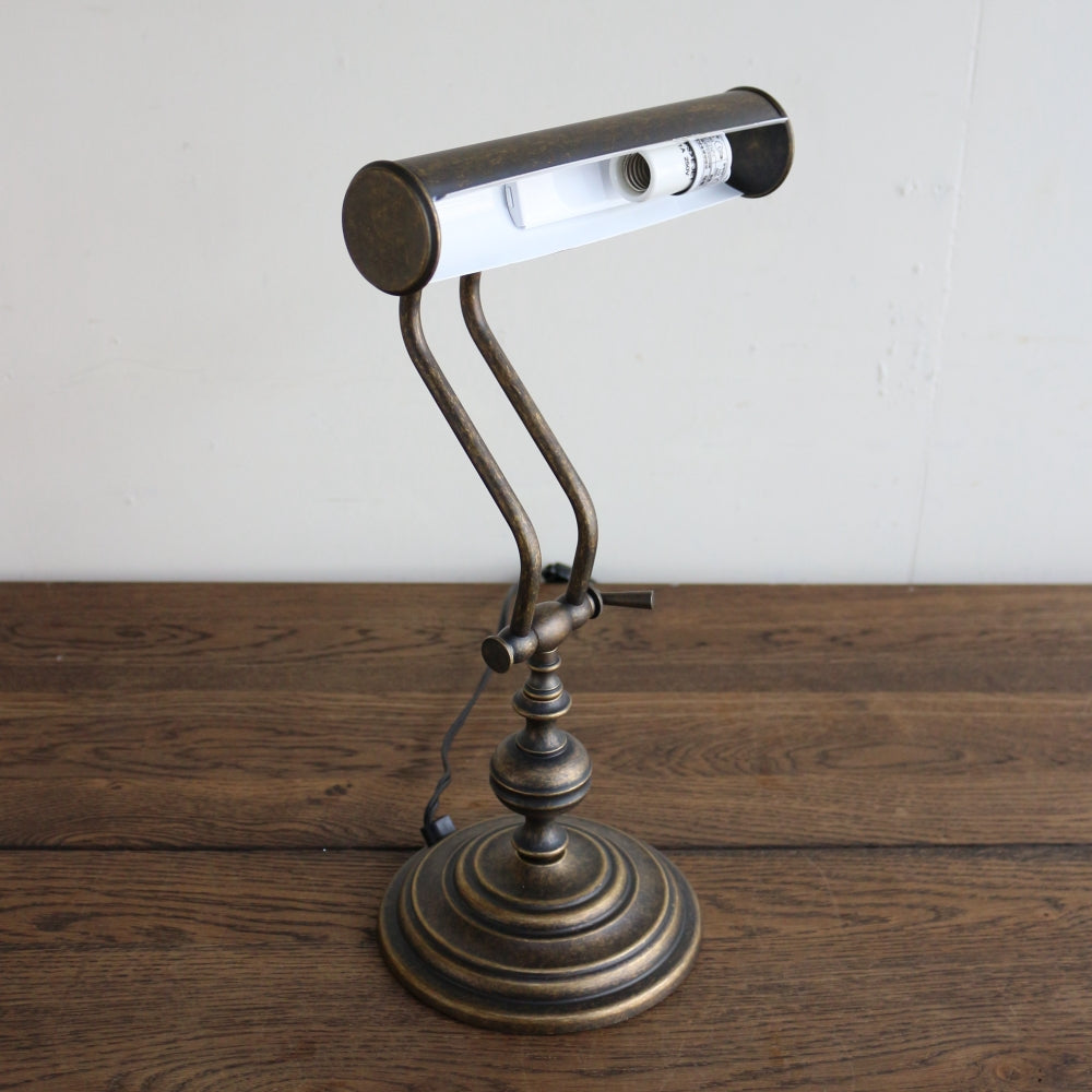 オブジェのようなオシャレフォルム♪ ピアノライト GR1-700051