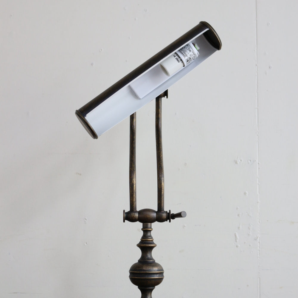 オブジェのようなオシャレフォルム♪ ピアノライト GR1-700051