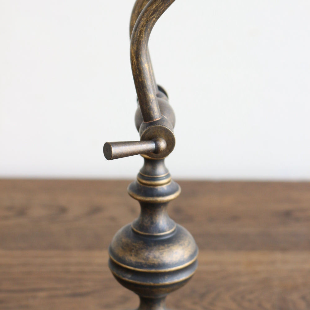 オブジェのようなオシャレフォルム♪ ピアノライト GR1-700051