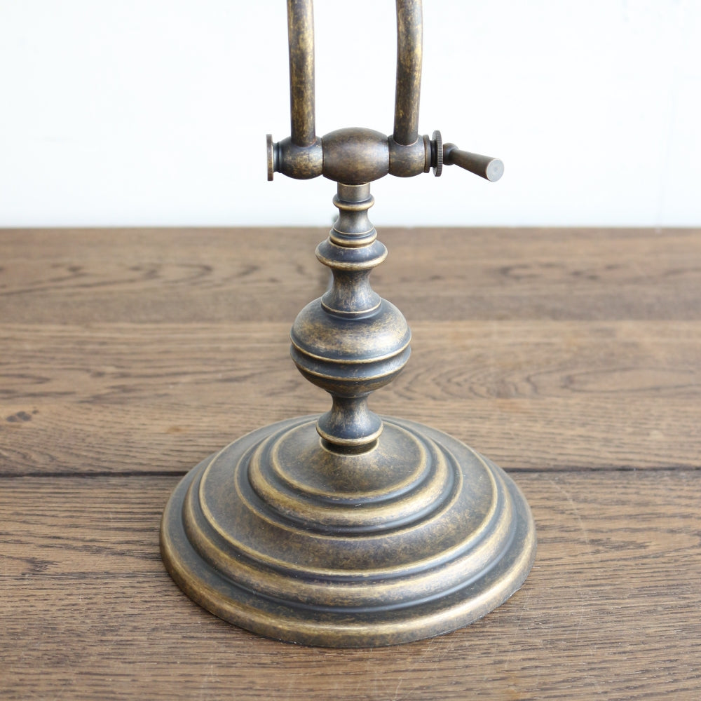 オブジェのようなオシャレフォルム♪ ピアノライト GR1-700051