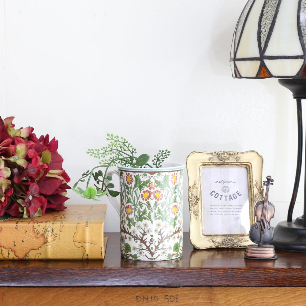 ウィリアム・モリス デザインで息抜きを♪ マグカップ ブラックトーン KE1-WM-MG-BT