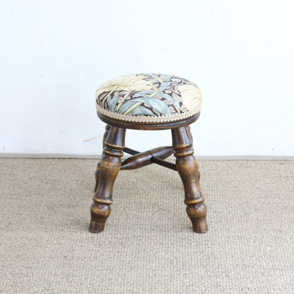 オシャレなベビースツール♪ 【ウィリアム・モリス】ピンパネル492 OL-BSL-PIMPER492