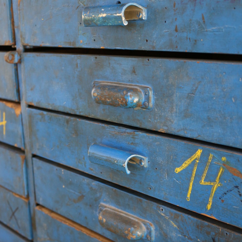 オシャレな遊び心をプラス♪ アイアンのファイリングキャビネット SB1-120