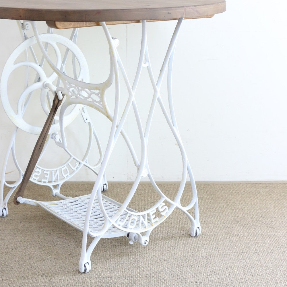 エレガントな形を楽しんで♪ ミシン脚テーブル 直径800mm VC-TOST80