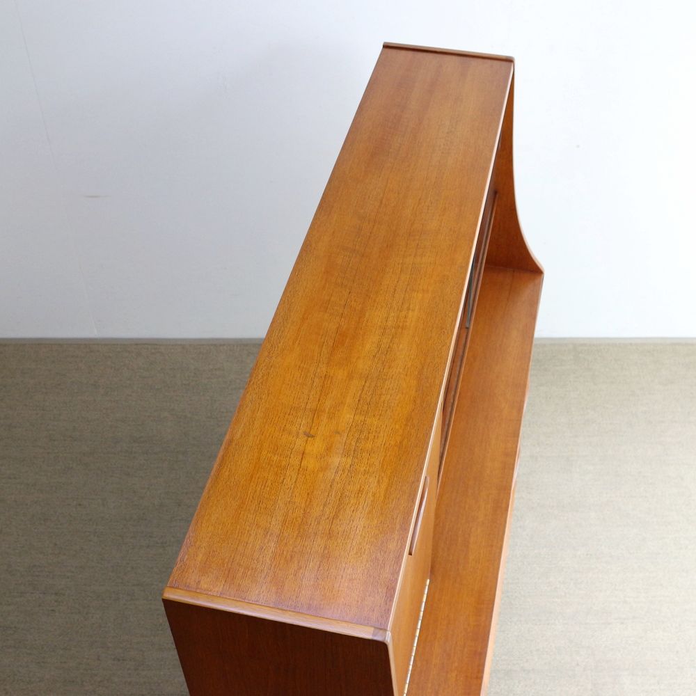 オシャレな北欧スタイル♪ ヴィンテージ・サイドボード VC102-149