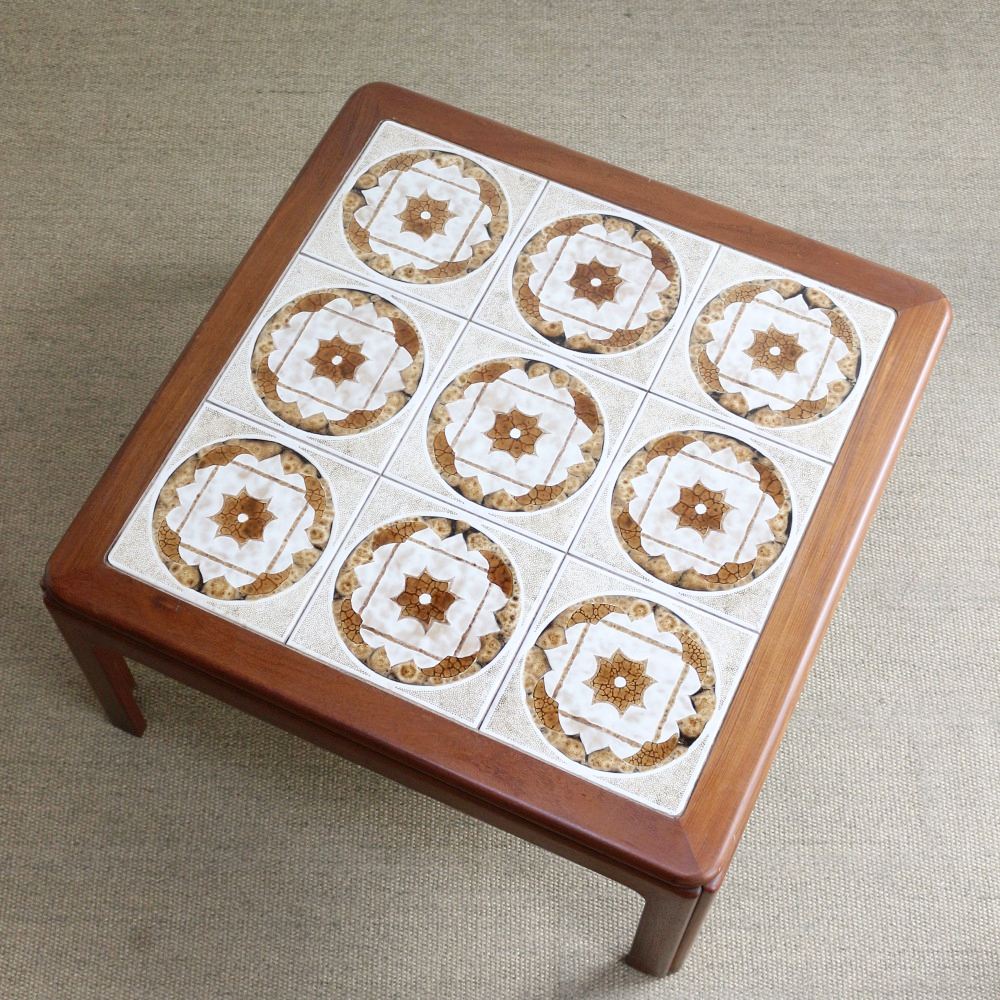 オシャレなタイルトップ♪ G-PLAN・コーヒーテーブル VC103-049