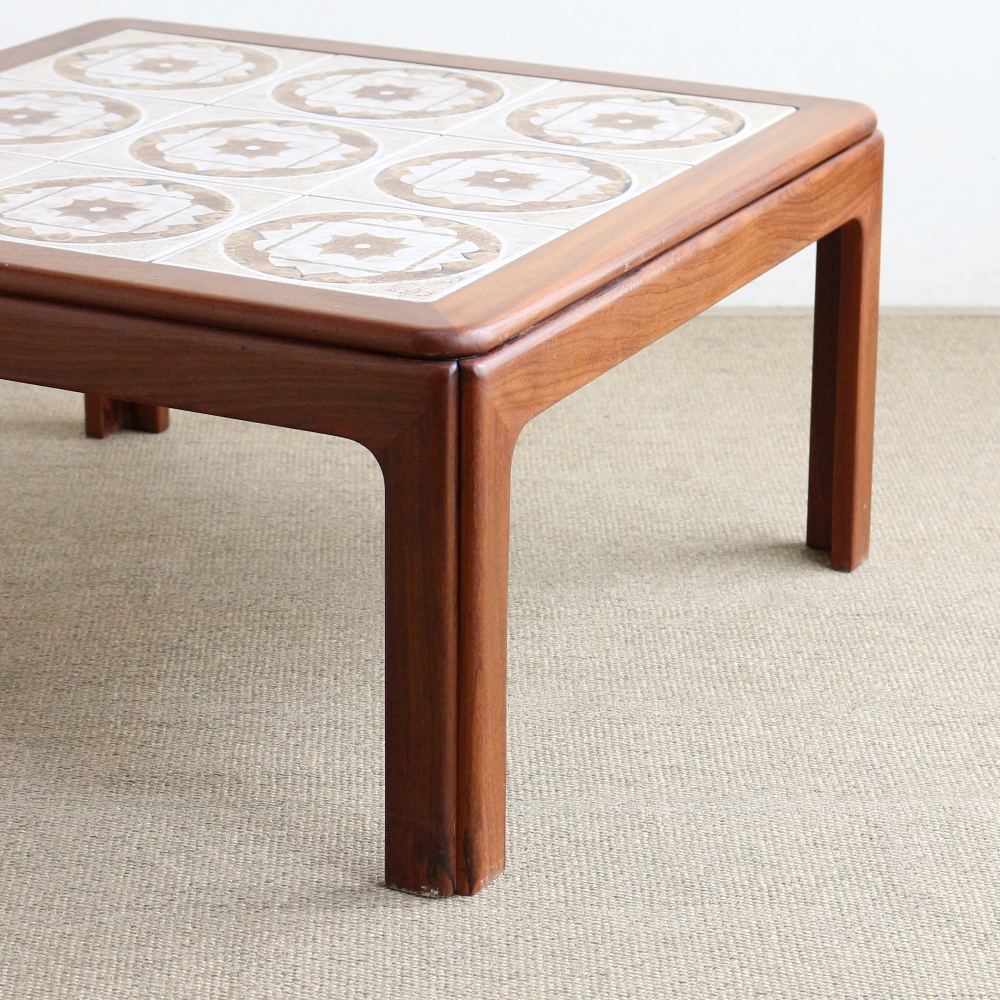 オシャレなタイルトップ♪ G-PLAN・コーヒーテーブル VC103-049