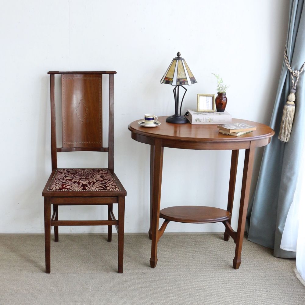 オシャレな佇まいにウットリ♪ ダイニングチェア VC103-064001