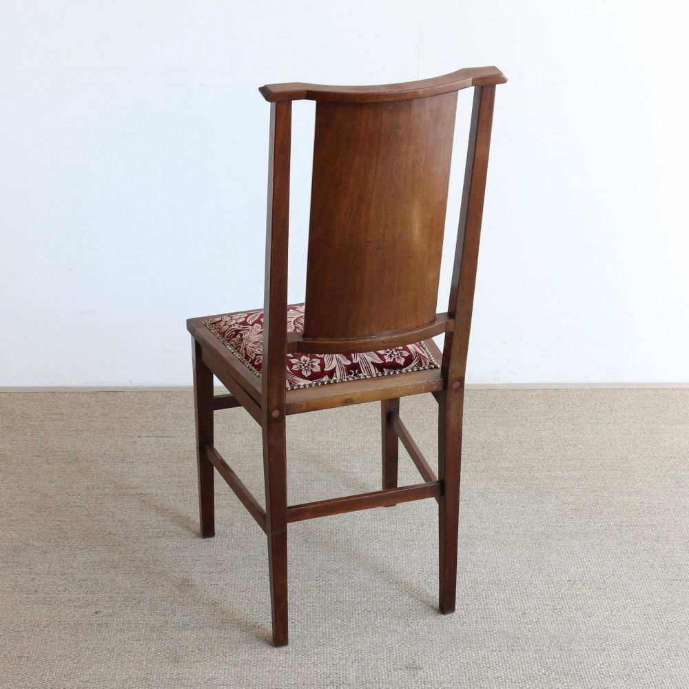 オシャレな佇まいにウットリ♪ ダイニングチェア VC103-064001