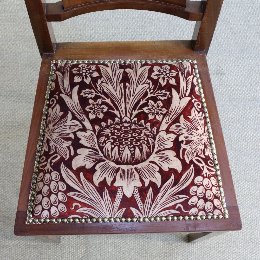 オシャレな佇まいにウットリ♪ ダイニングチェア VC103-064001