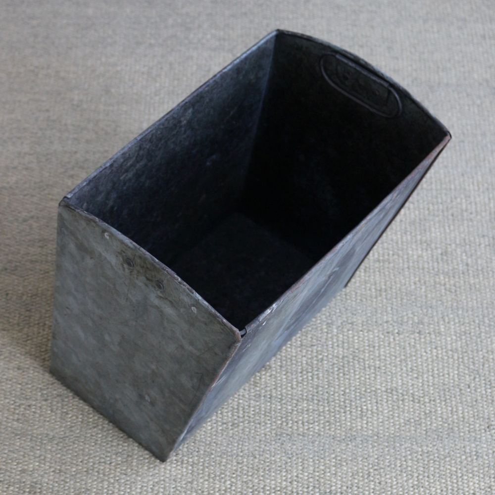 オシャレなダストボックスに♪ コール パードニウム VC103-122