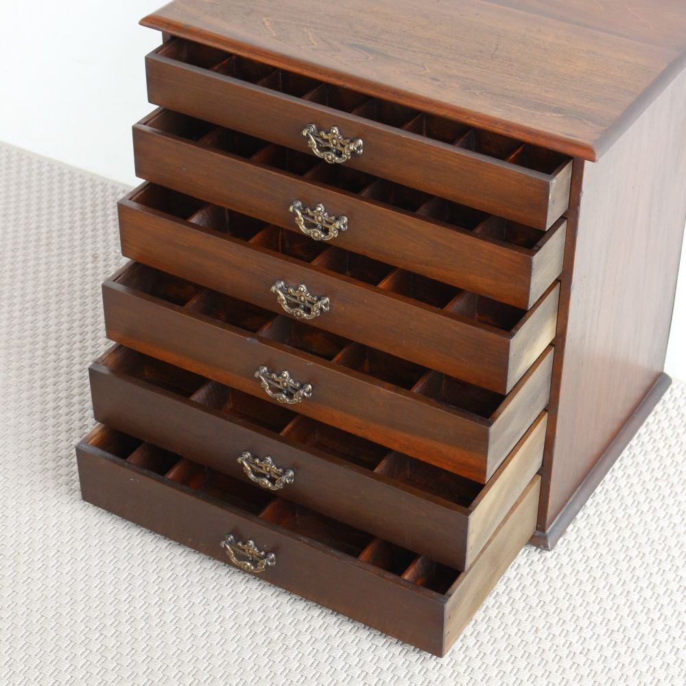 オシャレに収納♪ コレクターズチェスト VC104-066