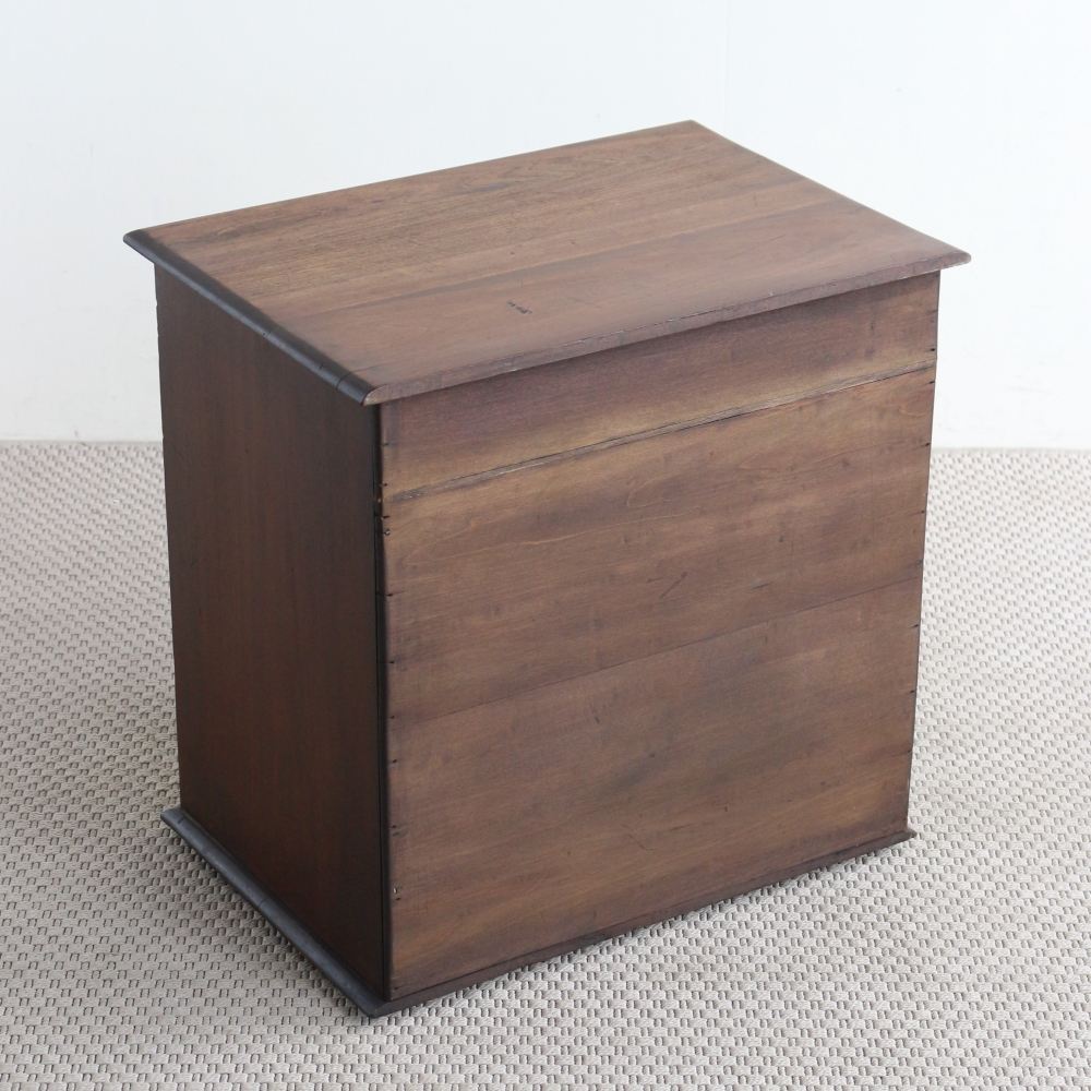 オシャレに収納♪ コレクターズチェスト VC104-066