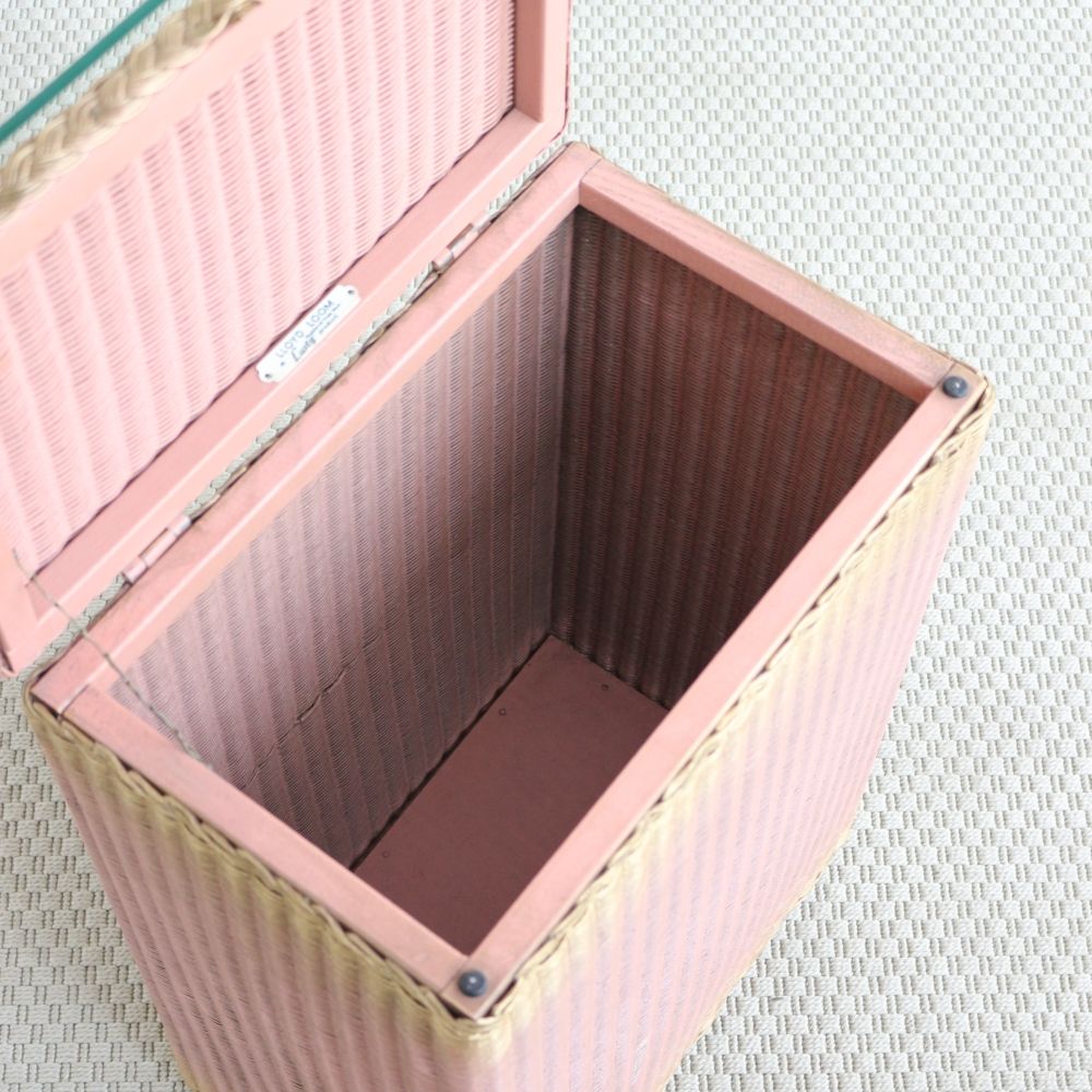 オシャレなガラス天板です♪ ロイドルームバスケット VC104-095